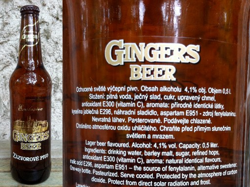 Novopacké Gingers Beer: lahev, etiketa